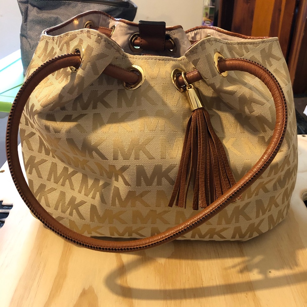Michael Kors East West Tote Signature Jacquard - Picture 9 of 10